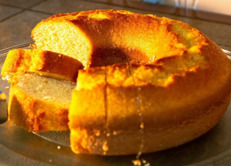 Bolo de fubá simples e fofinho: sabor caseiro pronto em 45 minutos