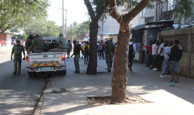 O toque de recolher para conter a Covid-19 pode abrir espaço à violação de direitos humanos na capital de Moçambique