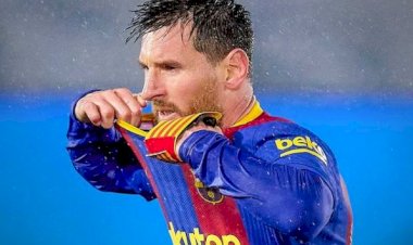 Lionel Messi está oficialmente desempregado